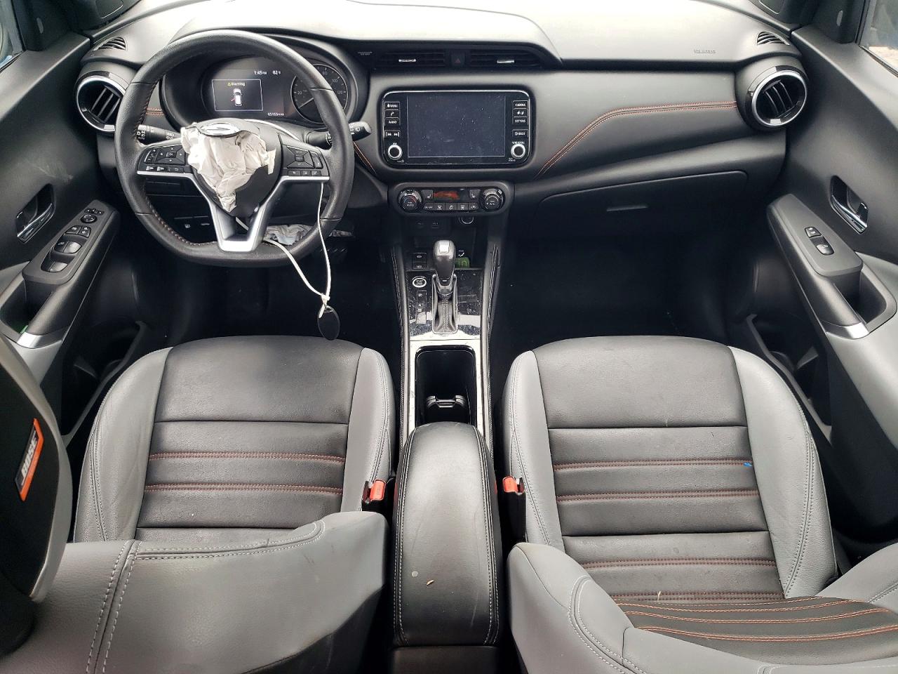2021 NISSAN KICKS SR photo 8