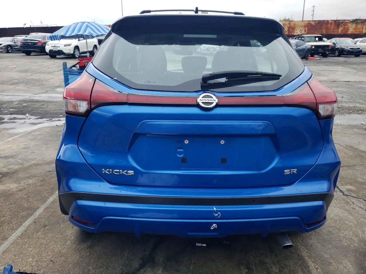 2021 NISSAN KICKS SR photo 6
