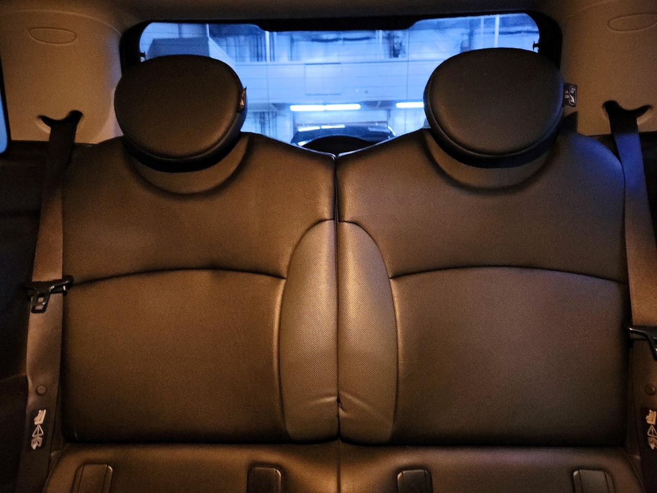 2010 MINI COOPER photo 10