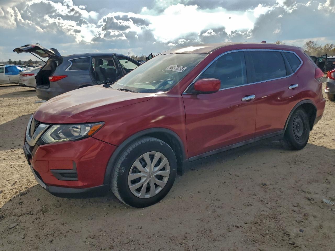 2017 NISSAN ROGUE