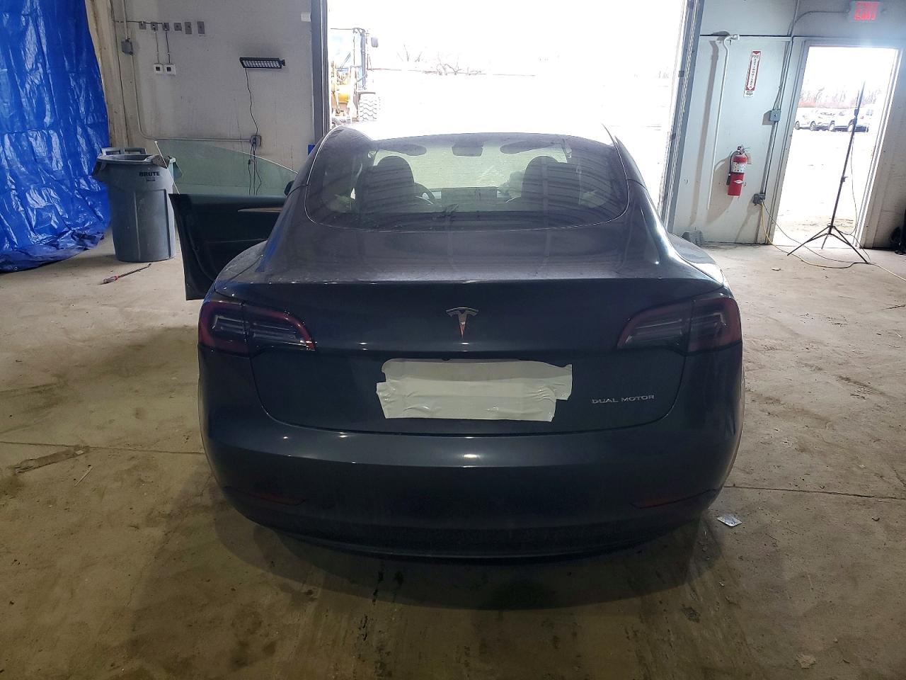 2023 TESLA MODEL 3 photo 6