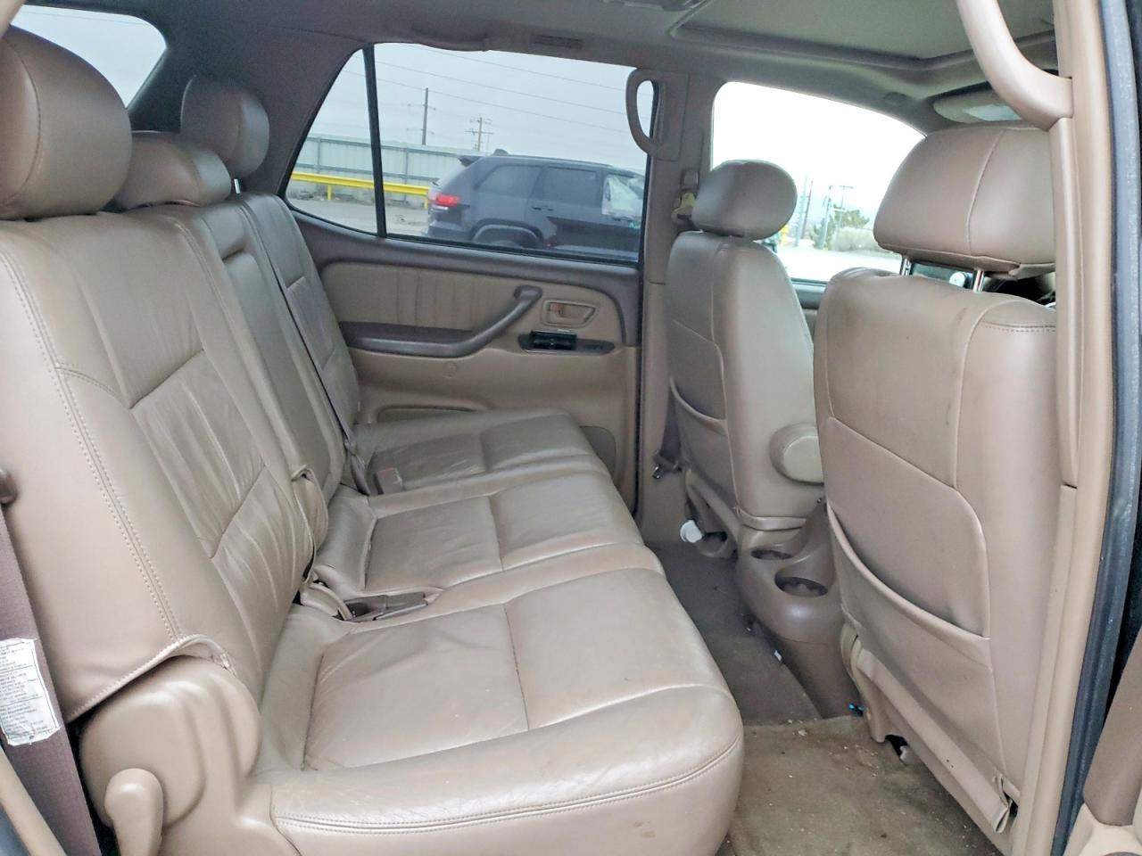 2004 TOYOTA SEQUOIA LIMITED photo 11