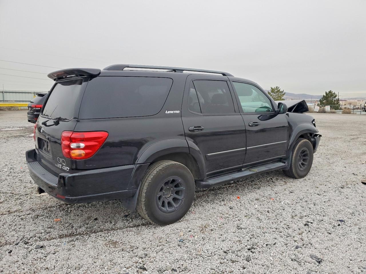 2004 TOYOTA SEQUOIA LIMITED photo 3
