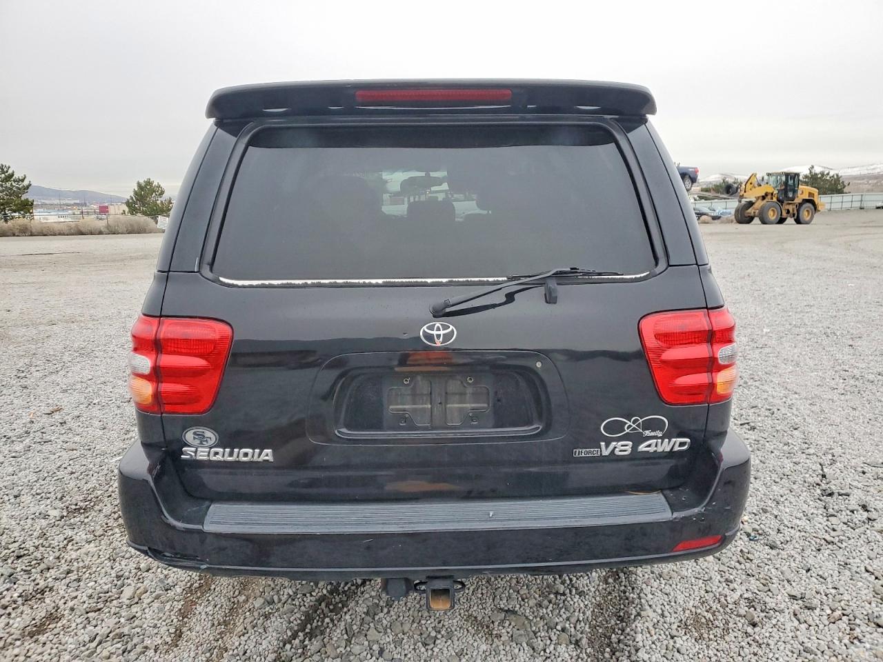 2004 TOYOTA SEQUOIA LIMITED photo 6