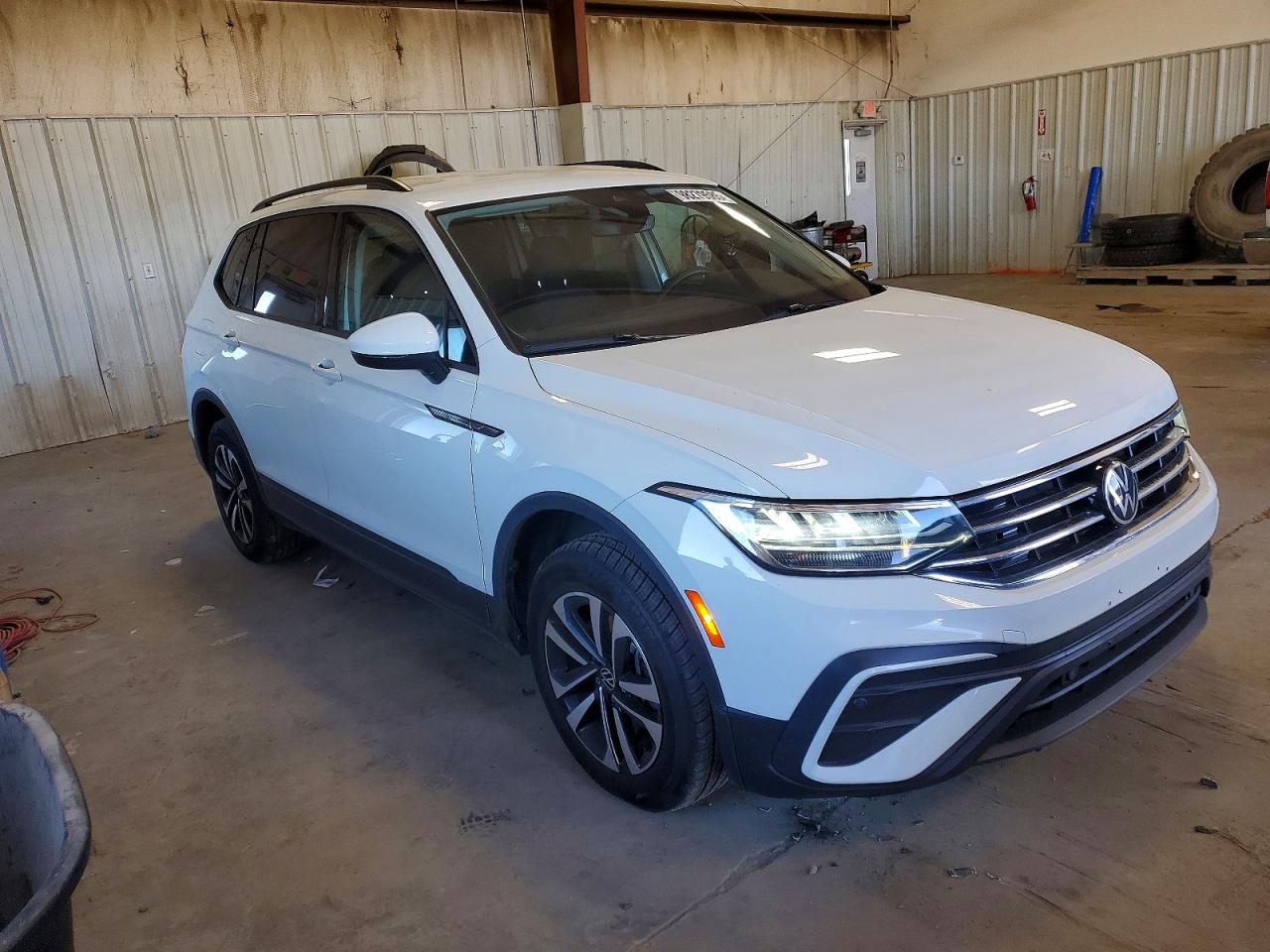 2024 VOLKSWAGEN TIGUAN S photo 4