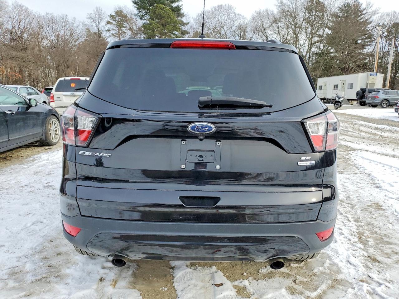 2017 FORD ESCAPE SE photo 6