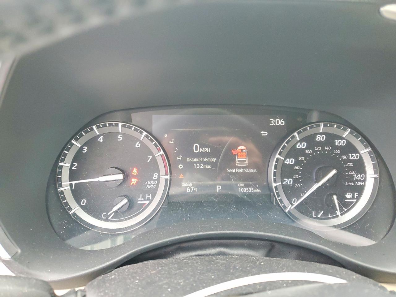 2020 TOYOTA HIGHLANDER XLE photo 9