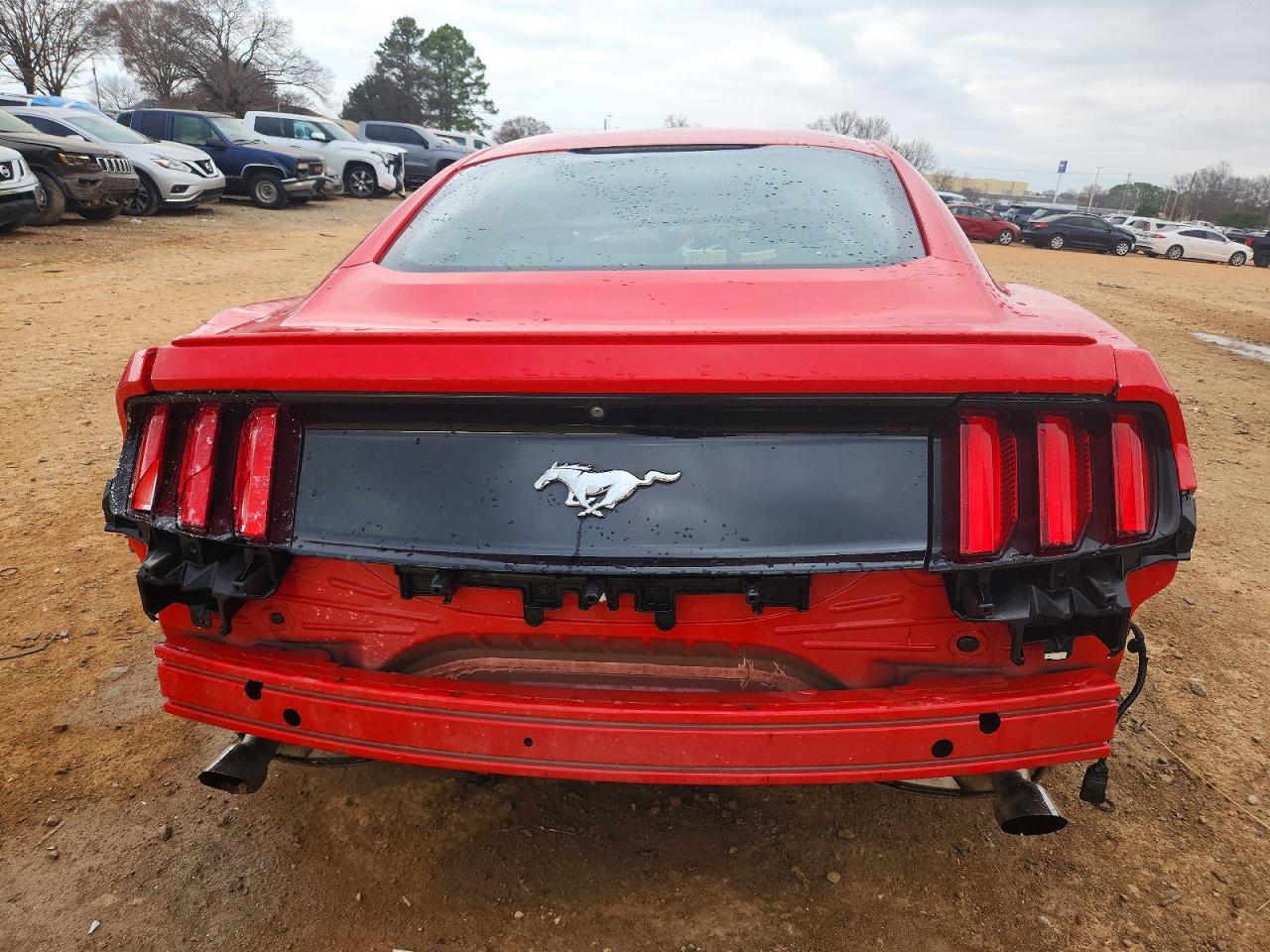 2017 FORD MUSTANG photo 6