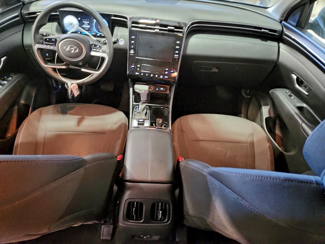 2024 HYUNDAI TUCSON SEL photo 8