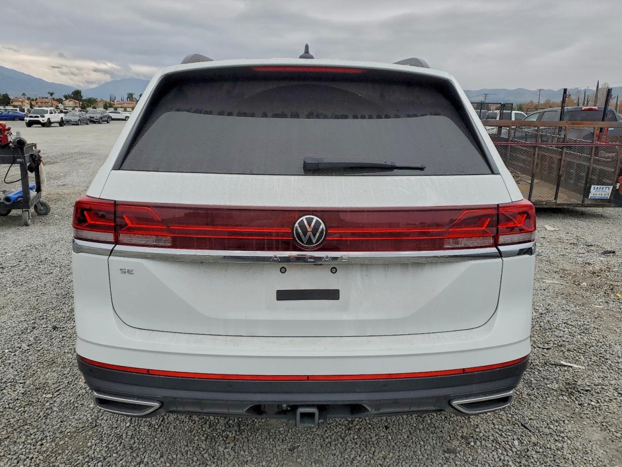 2024 VOLKSWAGEN ATLAS SE photo 6