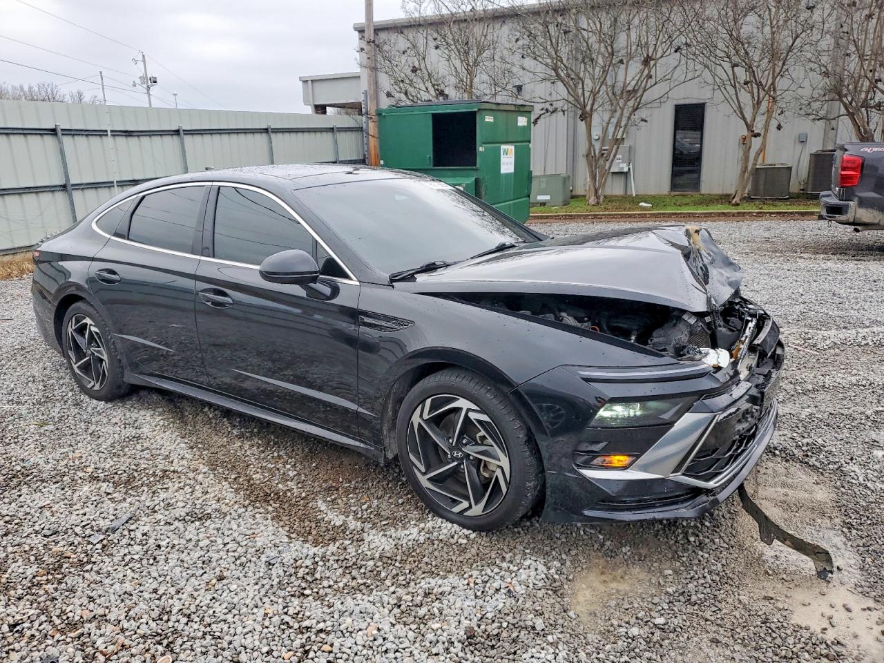 2024 HYUNDAI SONATA SEL photo 4