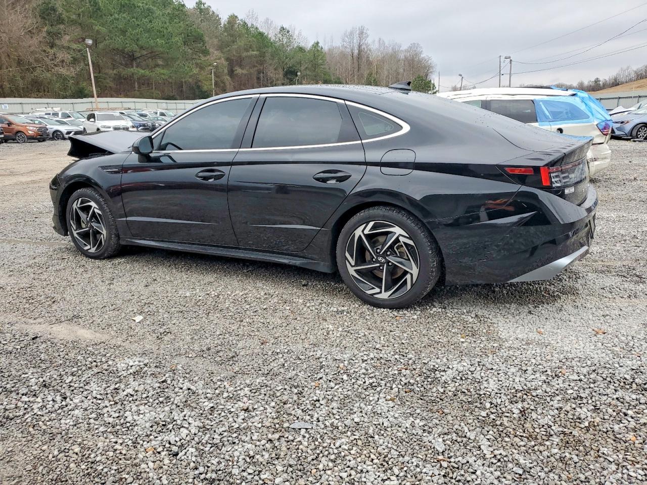2024 HYUNDAI SONATA SEL photo 2