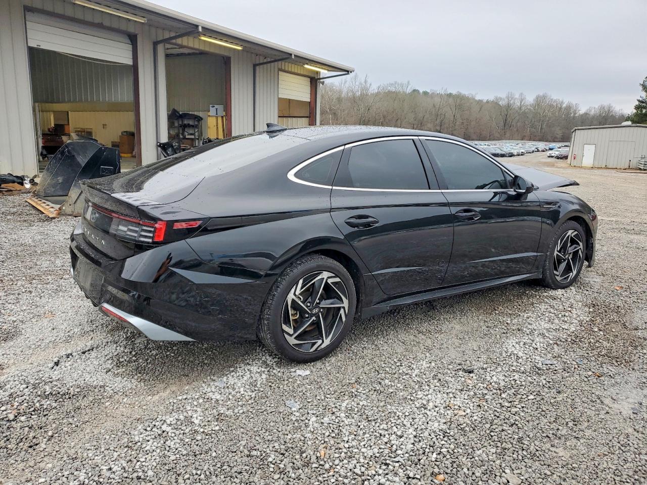 2024 HYUNDAI SONATA SEL photo 3