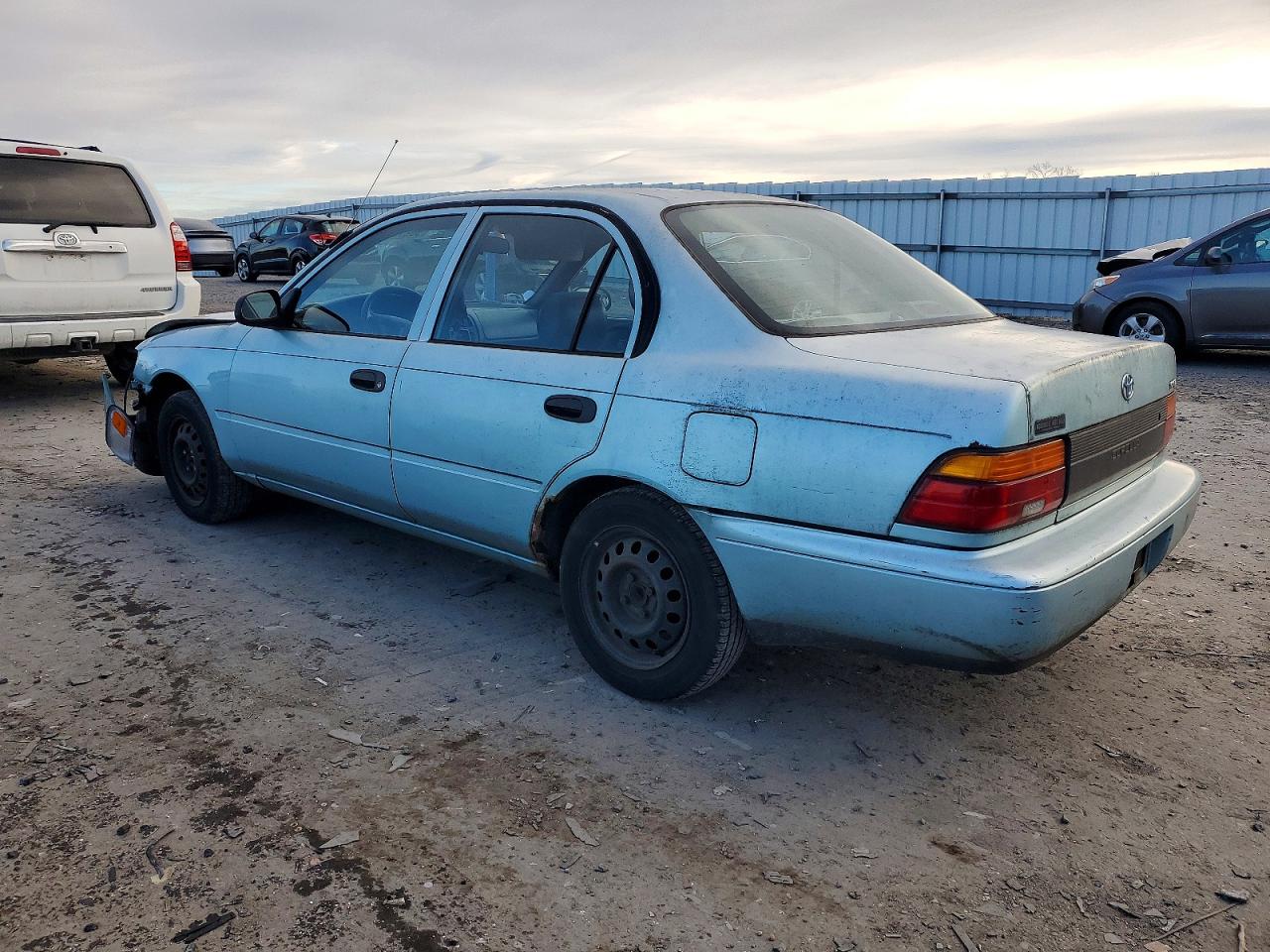 1994 TOYOTA COROLLA photo 3