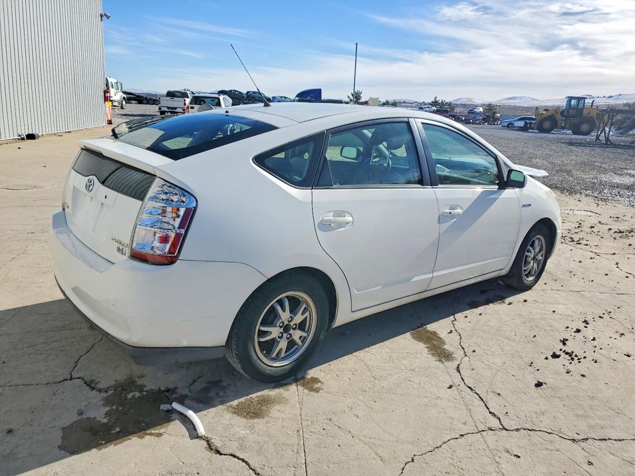 2009 TOYOTA PRIUS photo 3