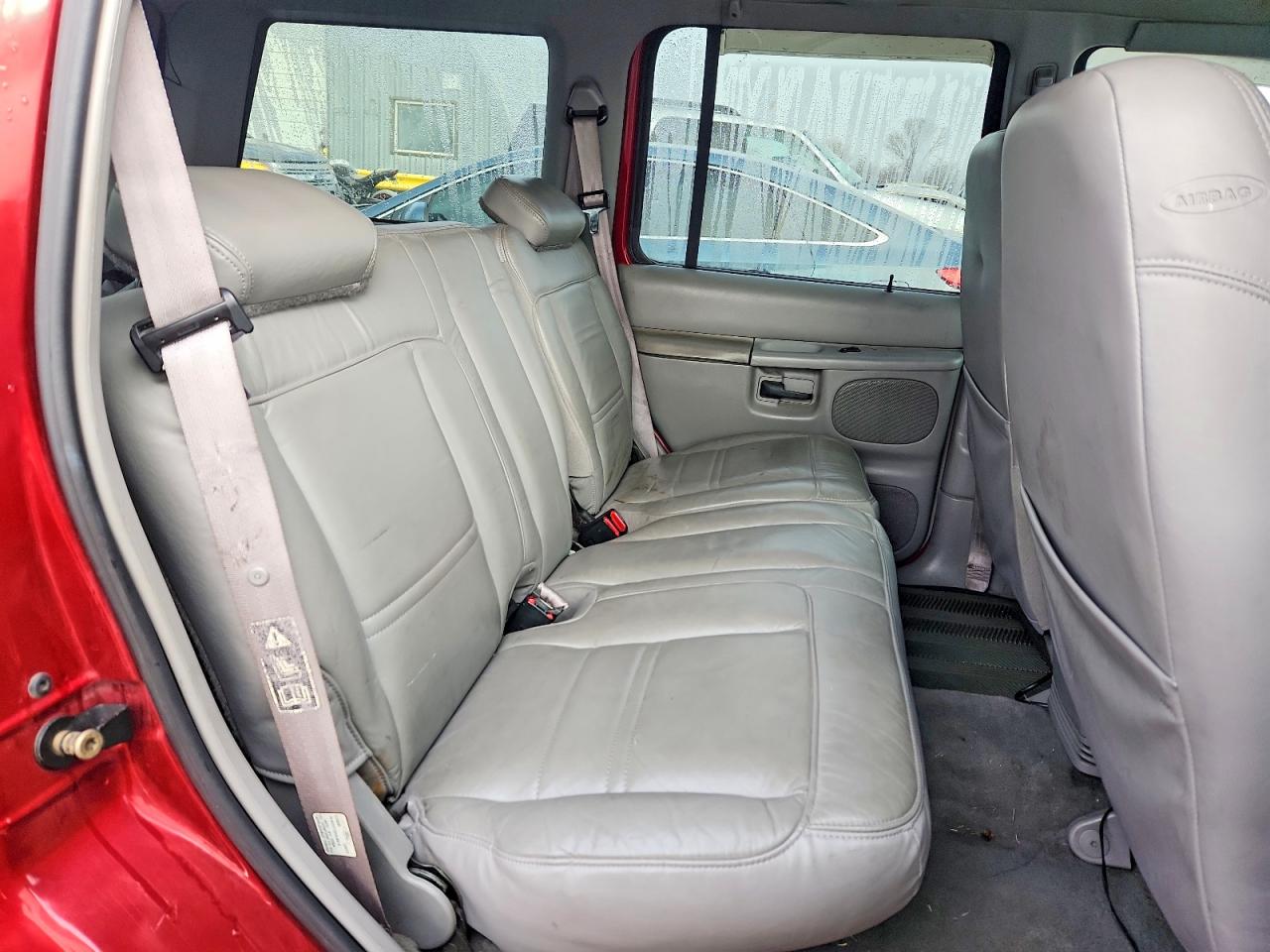 1999 MERCURY MOUNTAINEER photo 10