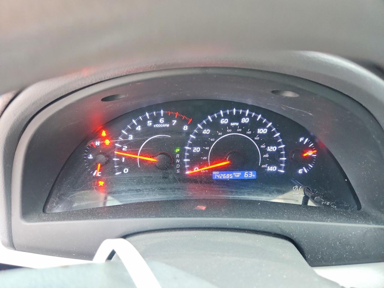 2011 TOYOTA CAMRY LE photo 9