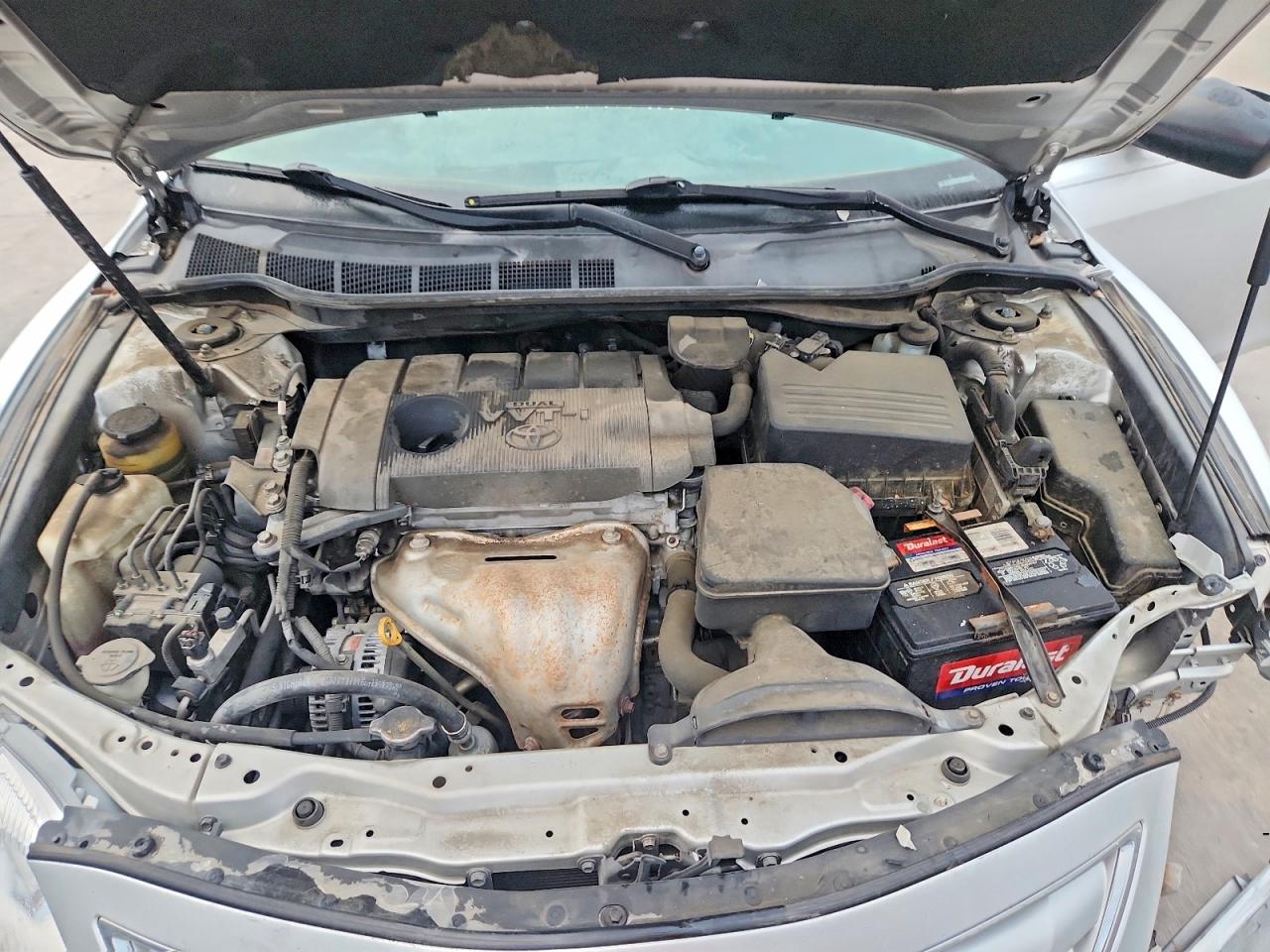 2011 TOYOTA CAMRY LE photo 11