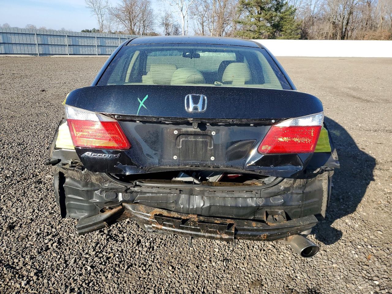 2014 HONDA ACCORD LX photo 6
