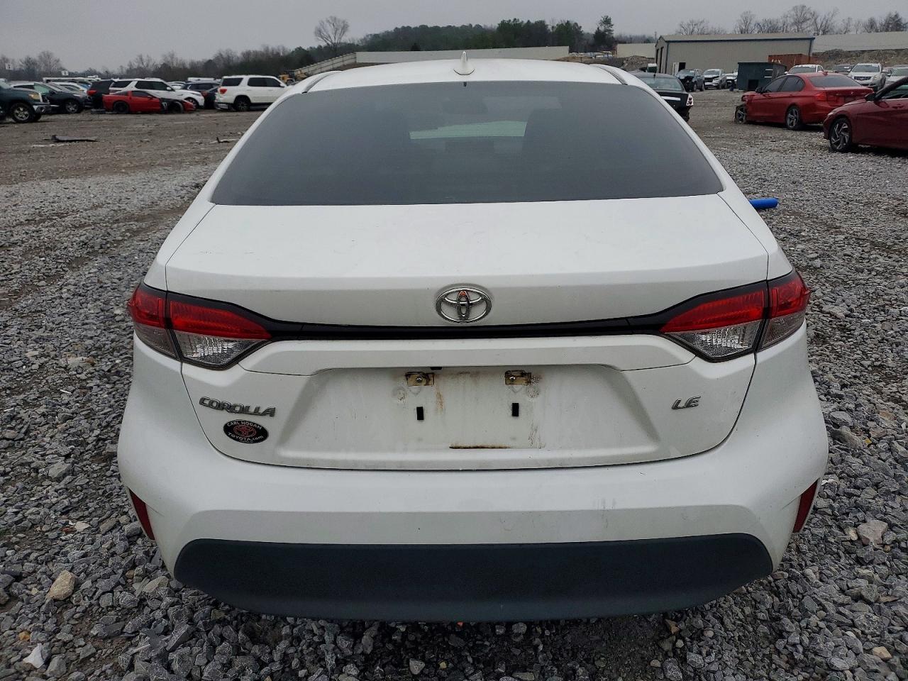 2024 TOYOTA COROLLA LE photo 6