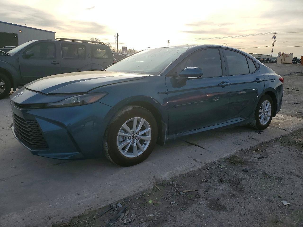 2026 TOYOTA CAMRY
