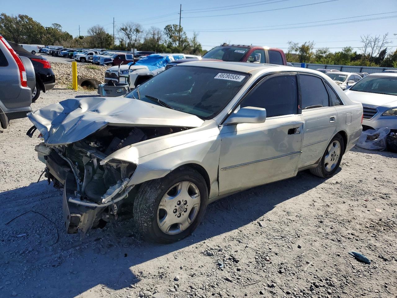 2003 TOYOTA AVALON