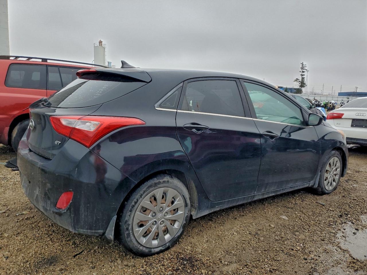 2016 HYUNDAI ELANTRA GT photo 3