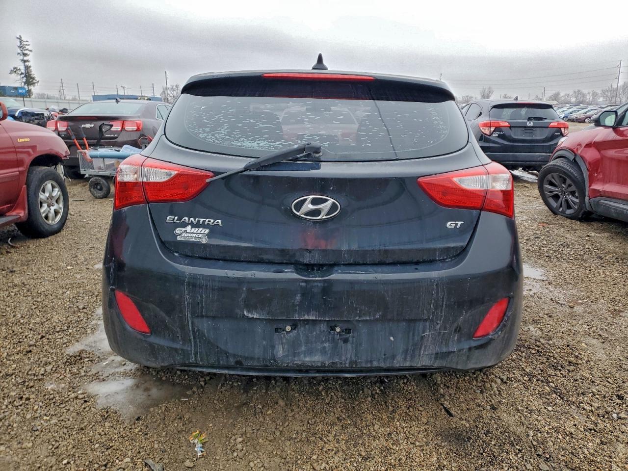 2016 HYUNDAI ELANTRA GT photo 6