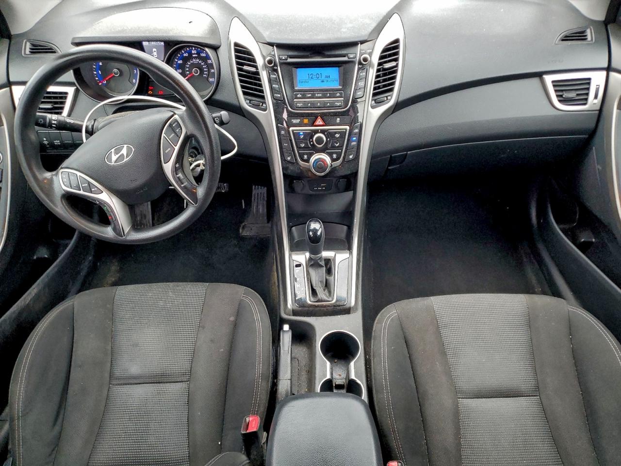 2016 HYUNDAI ELANTRA GT photo 8