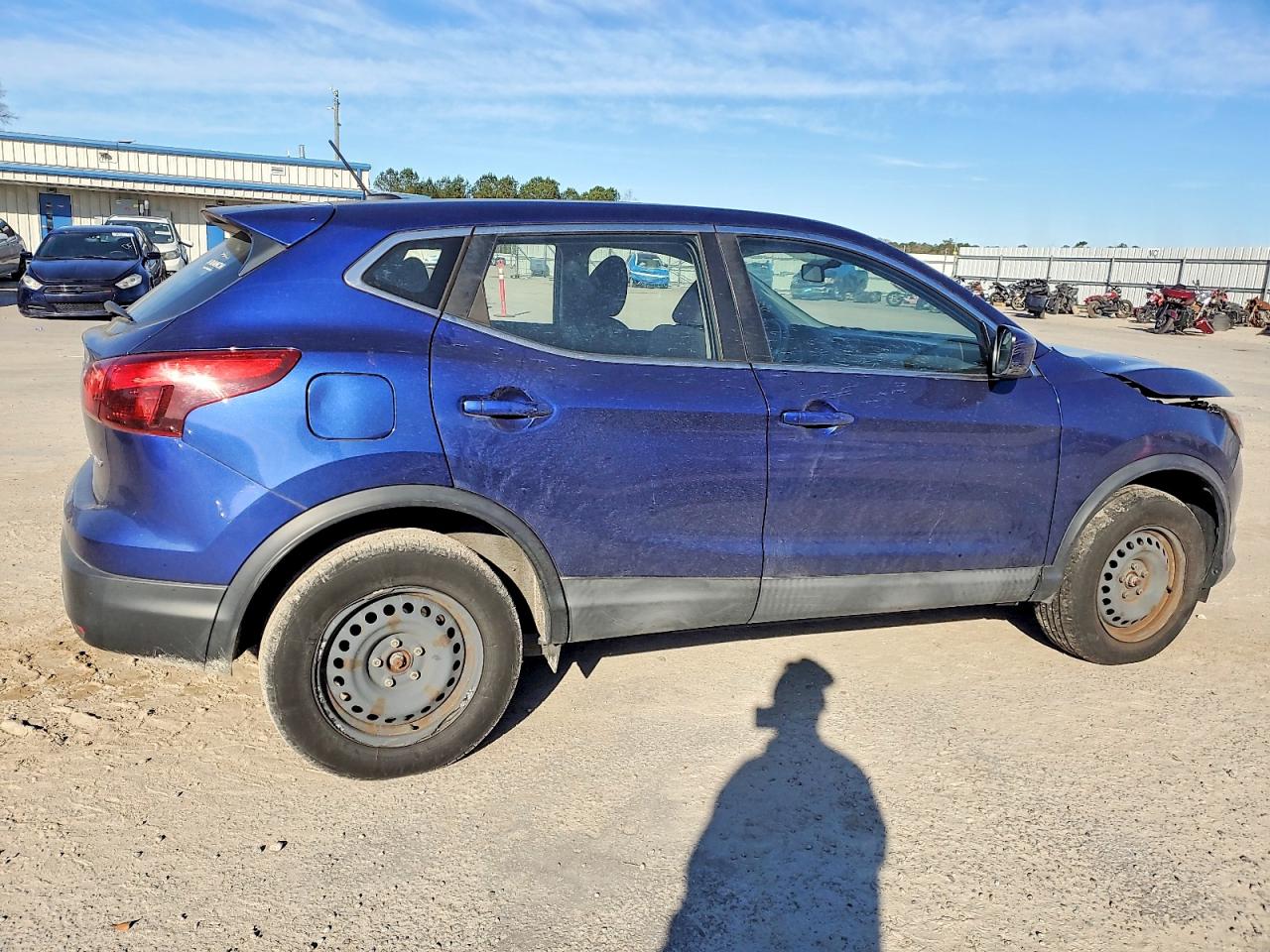 2019 NISSAN ROGUE SPORT S photo 3