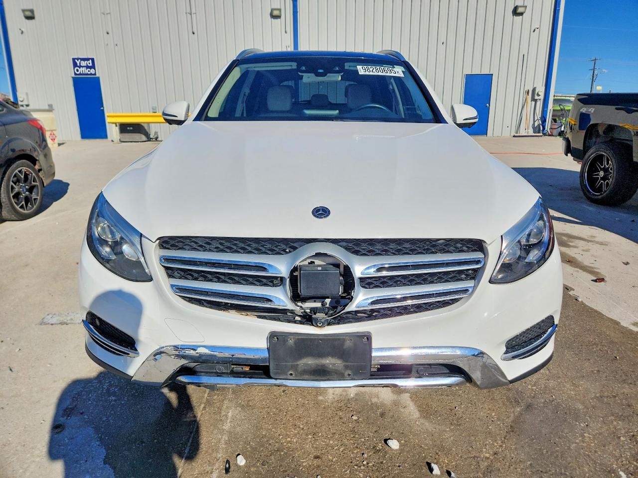 2018 MERCEDES-BENZ GLC 300 4MATIC photo 5