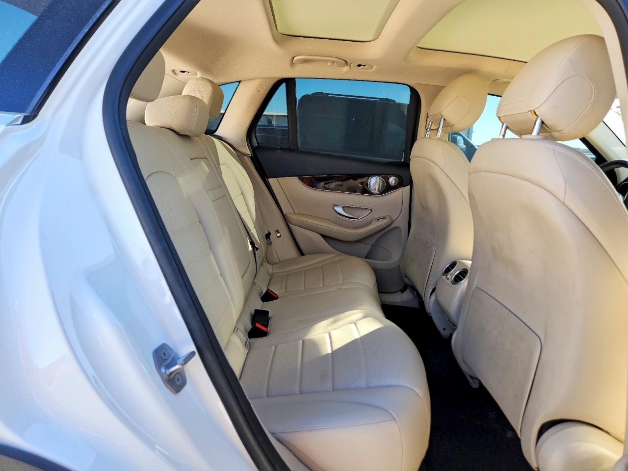 2018 MERCEDES-BENZ GLC 300 4MATIC photo 11