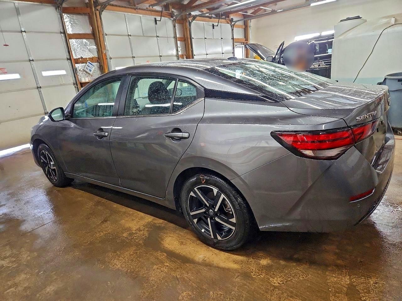 2025 NISSAN SENTRA SV photo 2