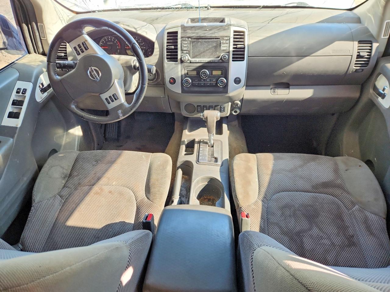 2017 NISSAN FRONTIER S photo 8