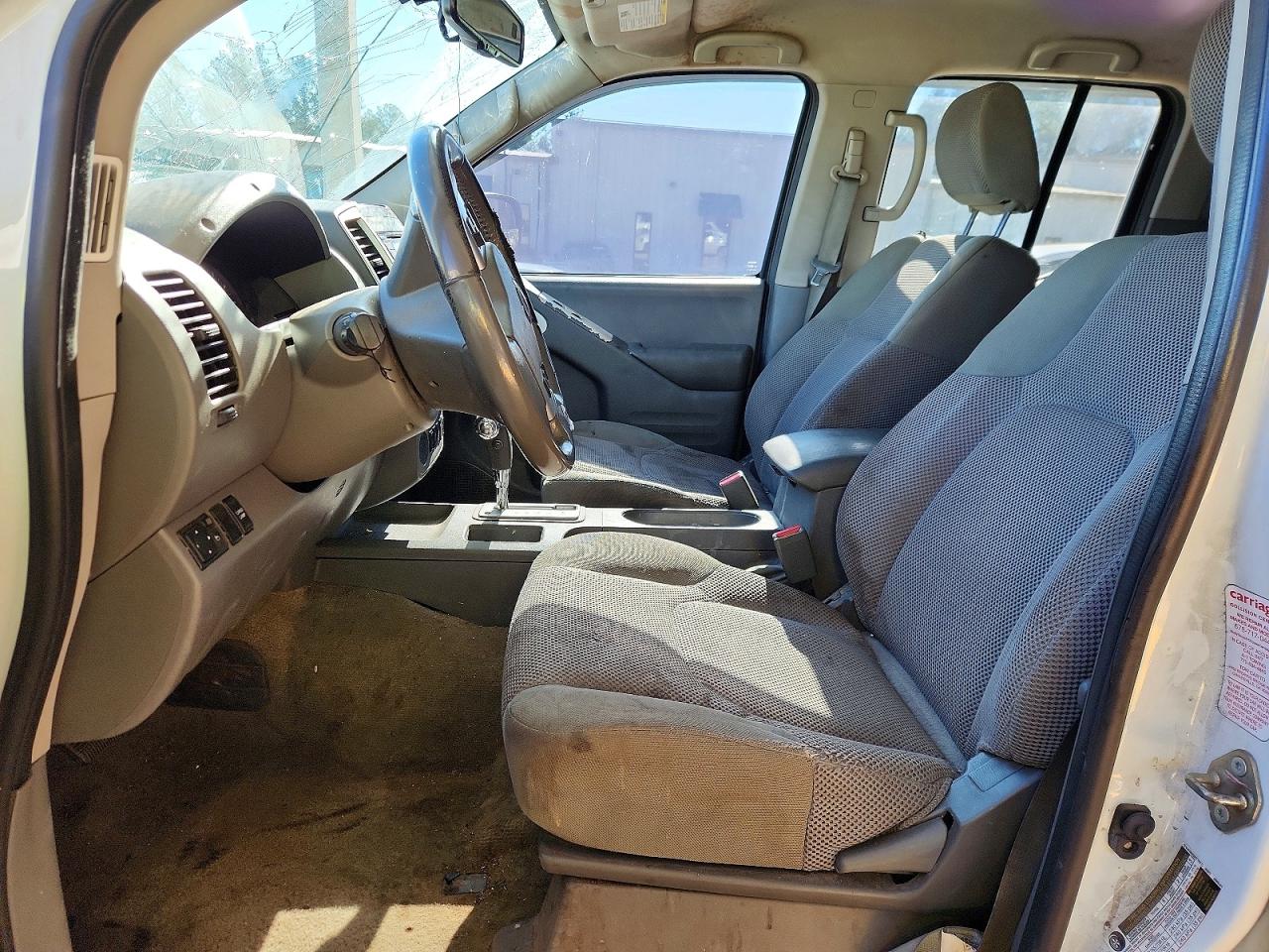 2017 NISSAN FRONTIER S photo 7