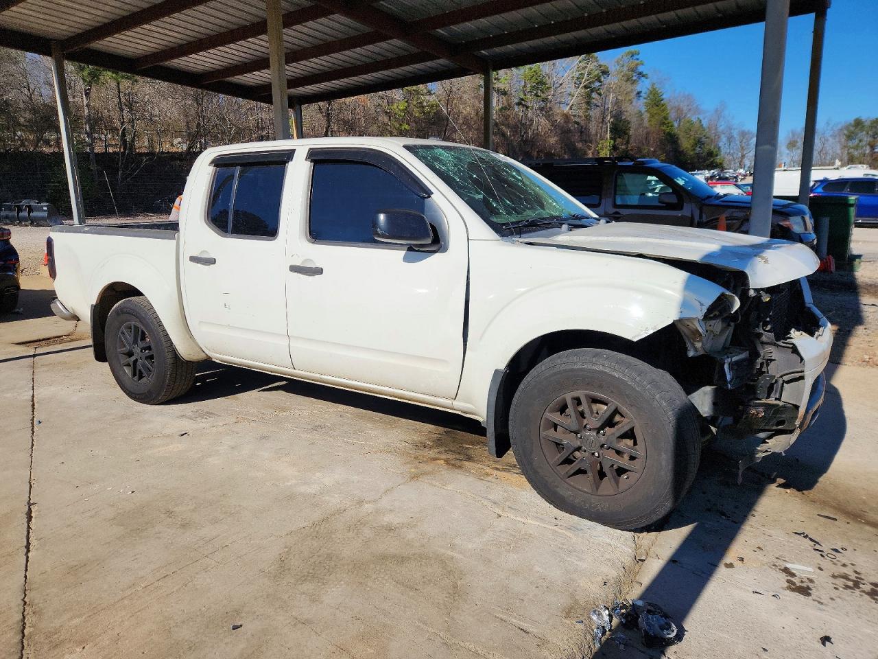 2017 NISSAN FRONTIER S photo 4