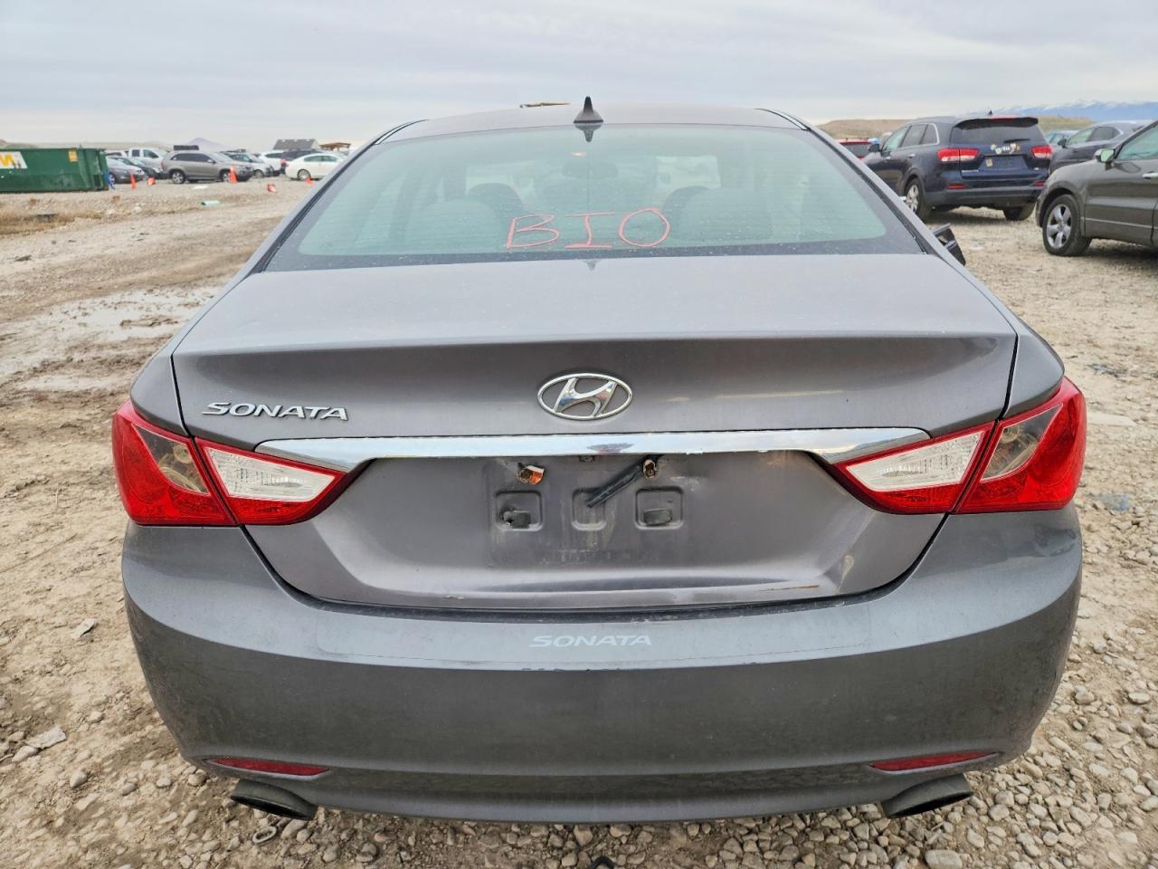 2012 HYUNDAI SONATA SE photo 6