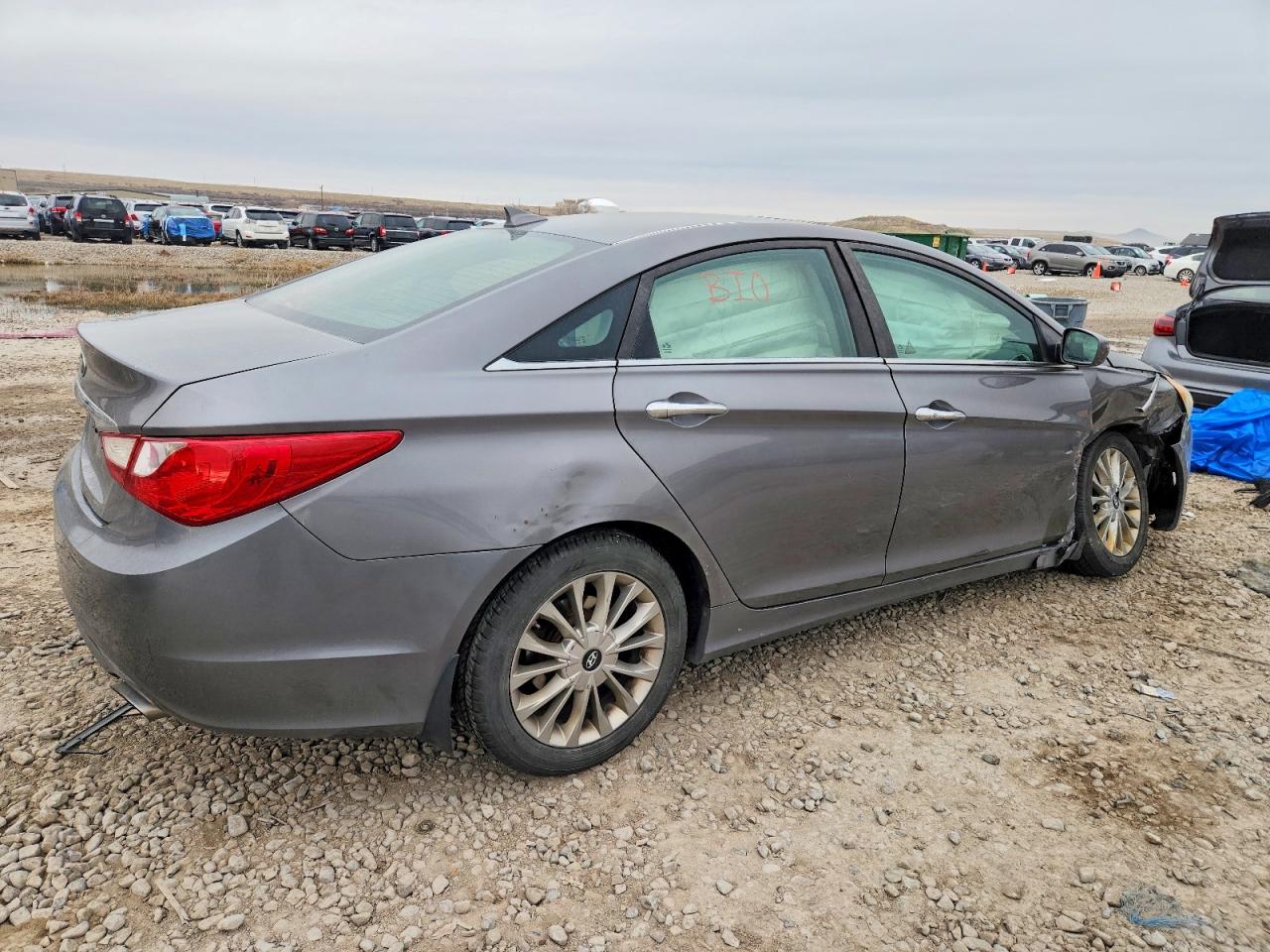 2012 HYUNDAI SONATA SE photo 3