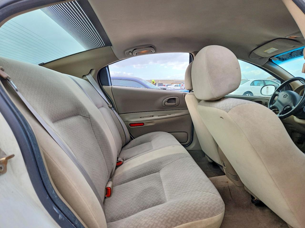 2003 DODGE INTREPID SE photo 10