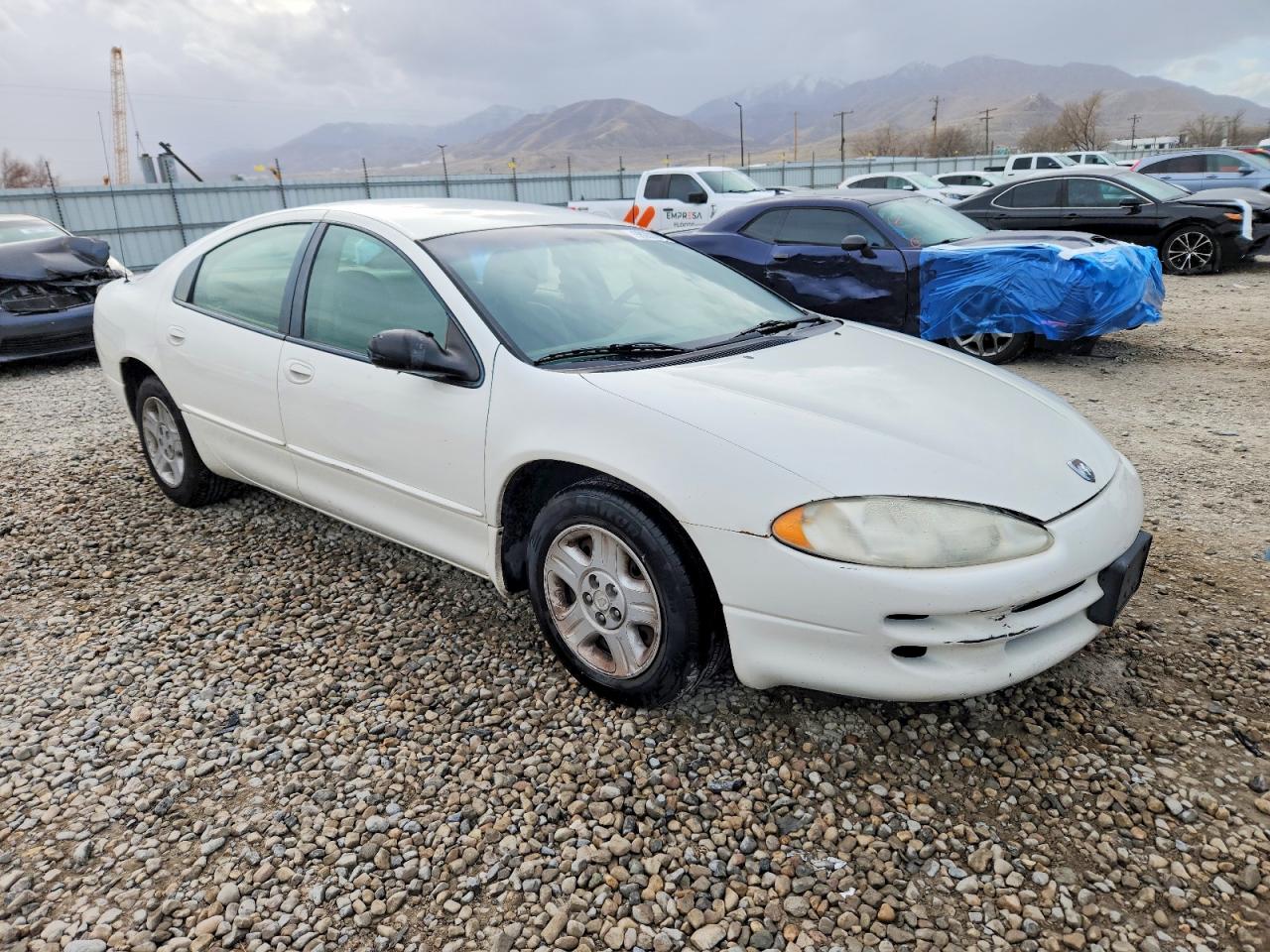 2003 DODGE INTREPID SE photo 4