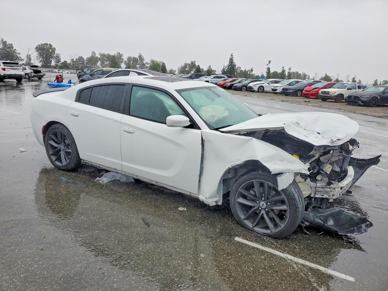 2015 DODGE CHARGER SXT photo 4