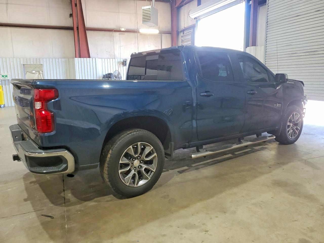 2019 CHEVROLET SILVERADO C1500 LT photo 3