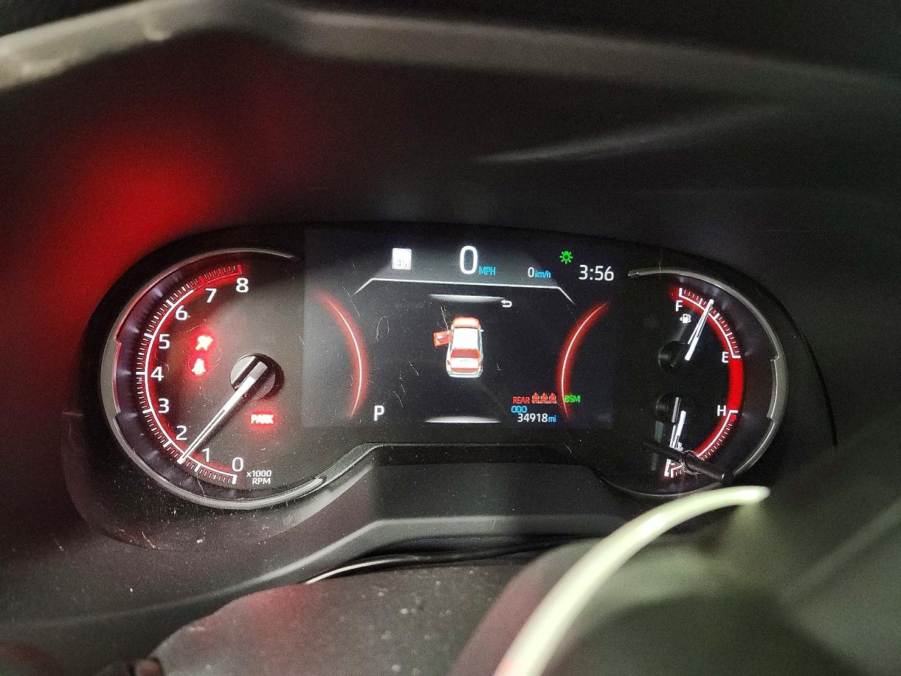 2024 TOYOTA RAV4 XLE photo 9