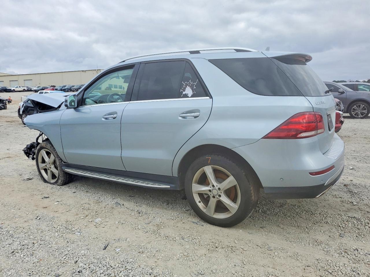 2017 MERCEDES-BENZ GLE 350 photo 2