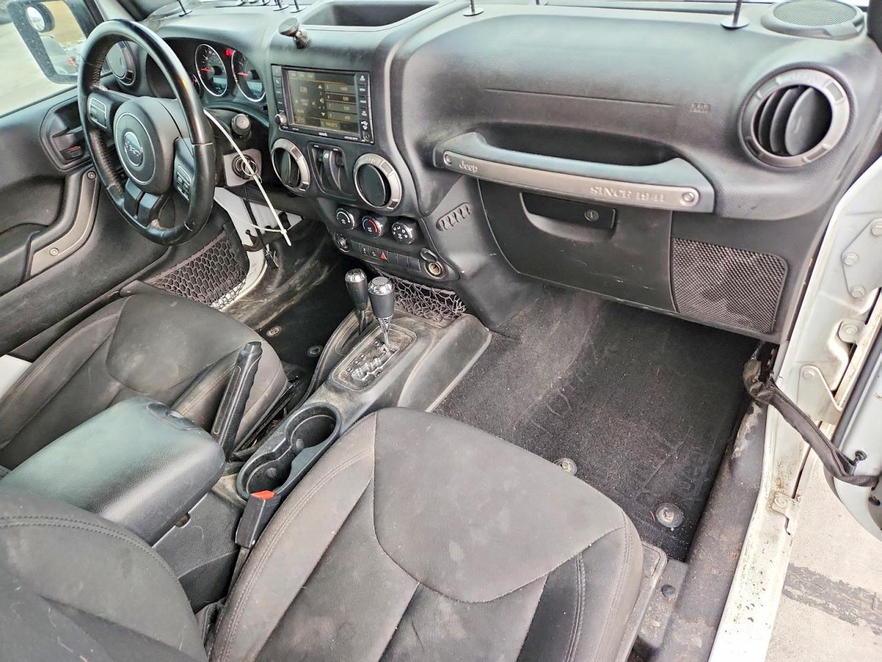 2017 JEEP WRANGLER SPORT photo 29