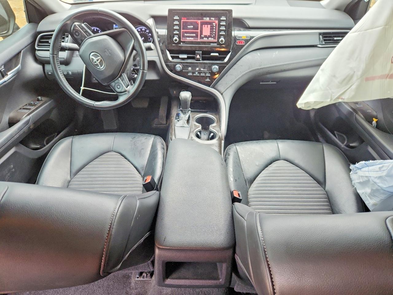2021 TOYOTA CAMRY SE photo 15