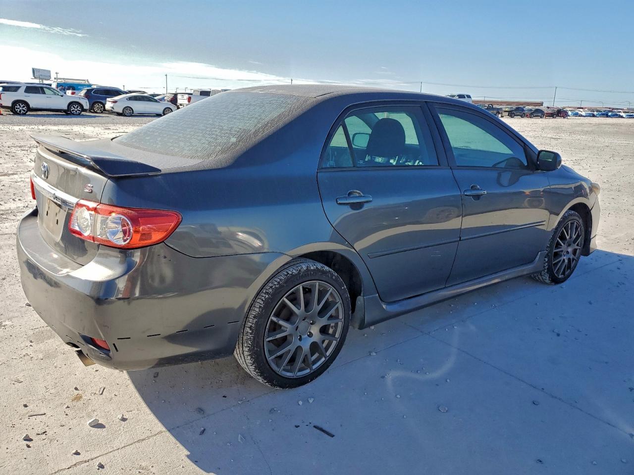 2013 TOYOTA COROLLA BASE photo 3