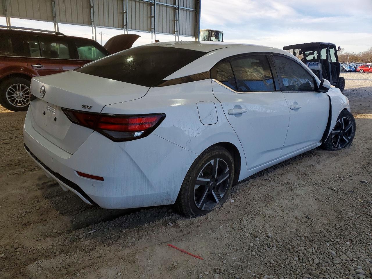 2024 NISSAN SENTRA SV photo 3