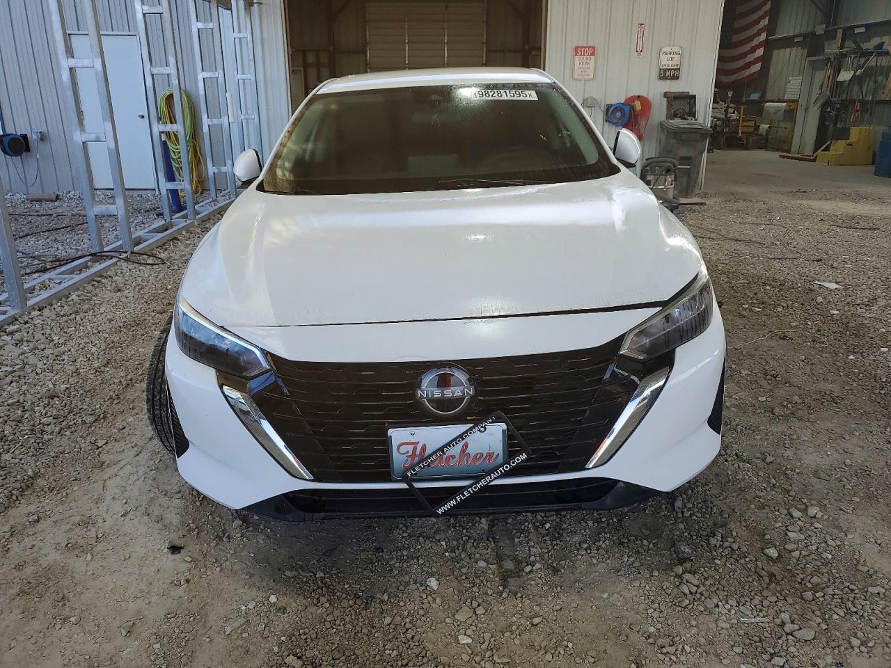 2024 NISSAN SENTRA SV photo 5