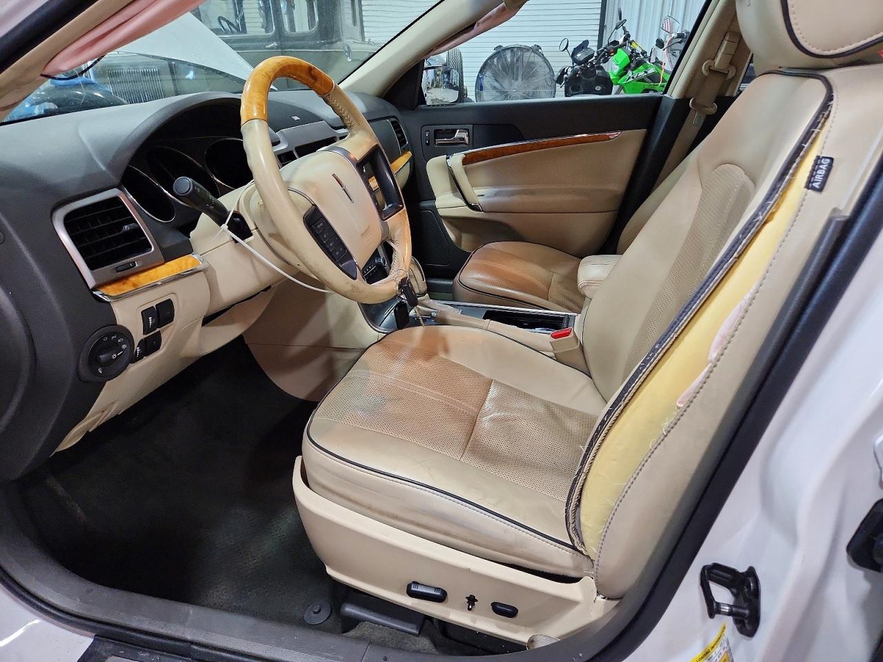 2012 LINCOLN MKZ photo 7